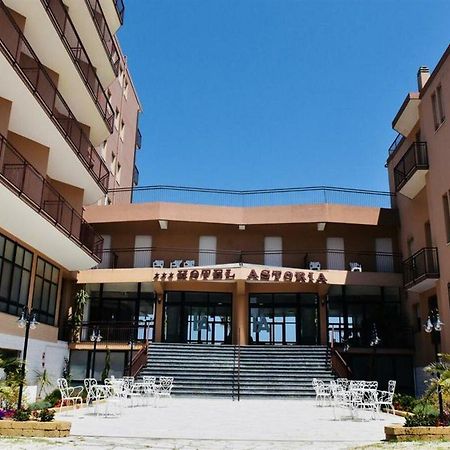 Hotel Astoria à Pesaro Extérieur photo