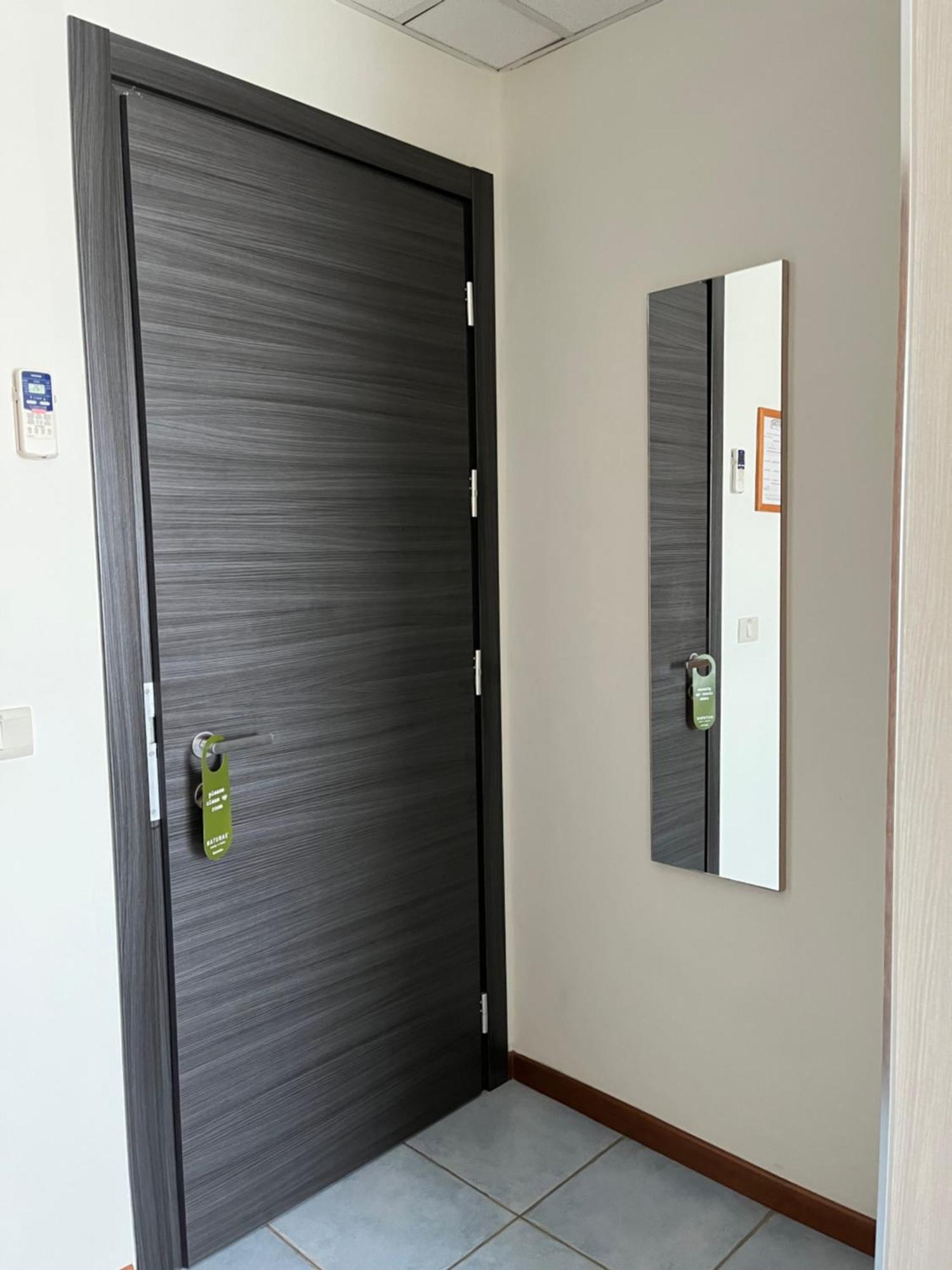 Hotel Astoria à Pesaro Extérieur photo