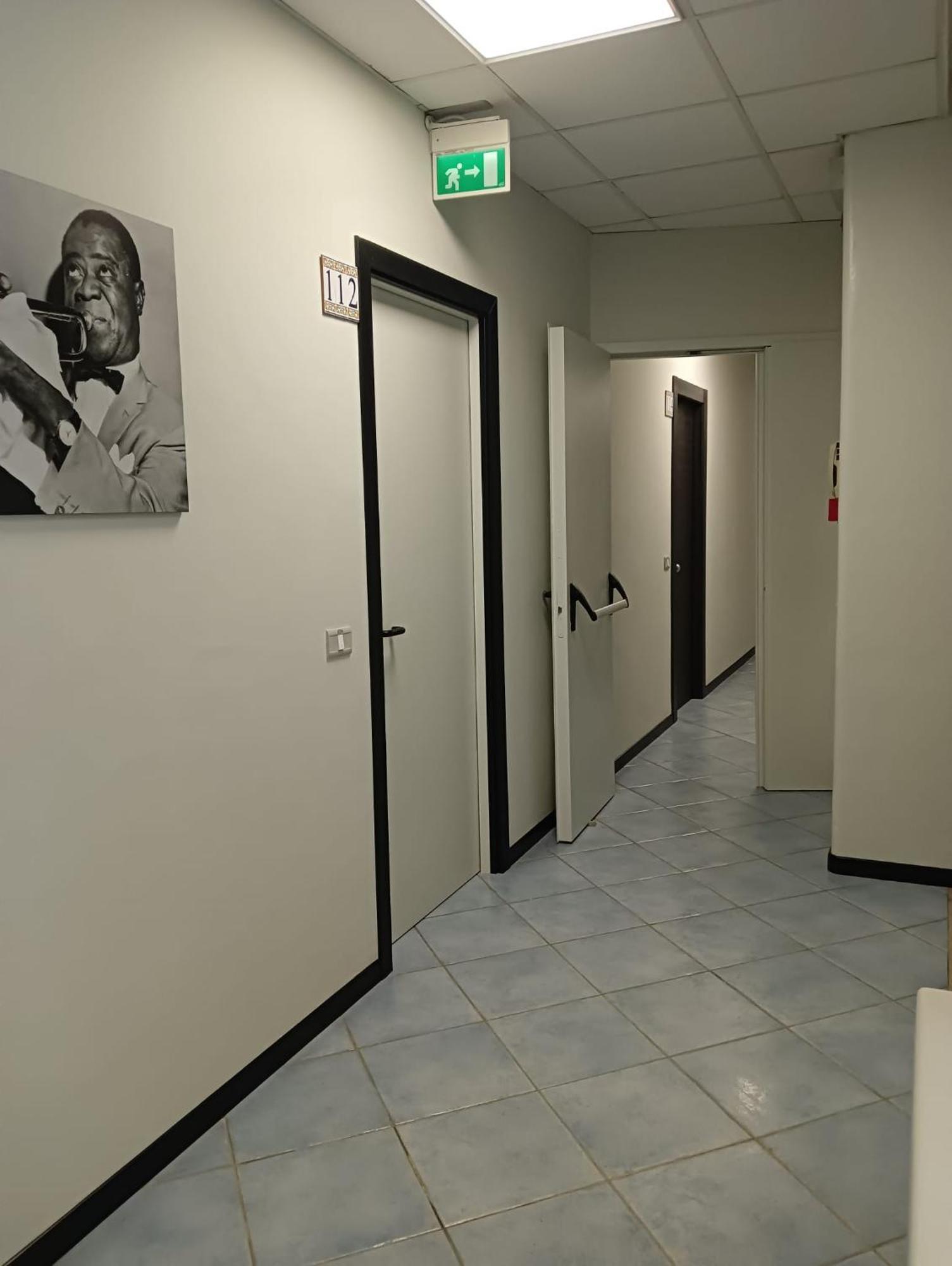 Hotel Astoria à Pesaro Extérieur photo