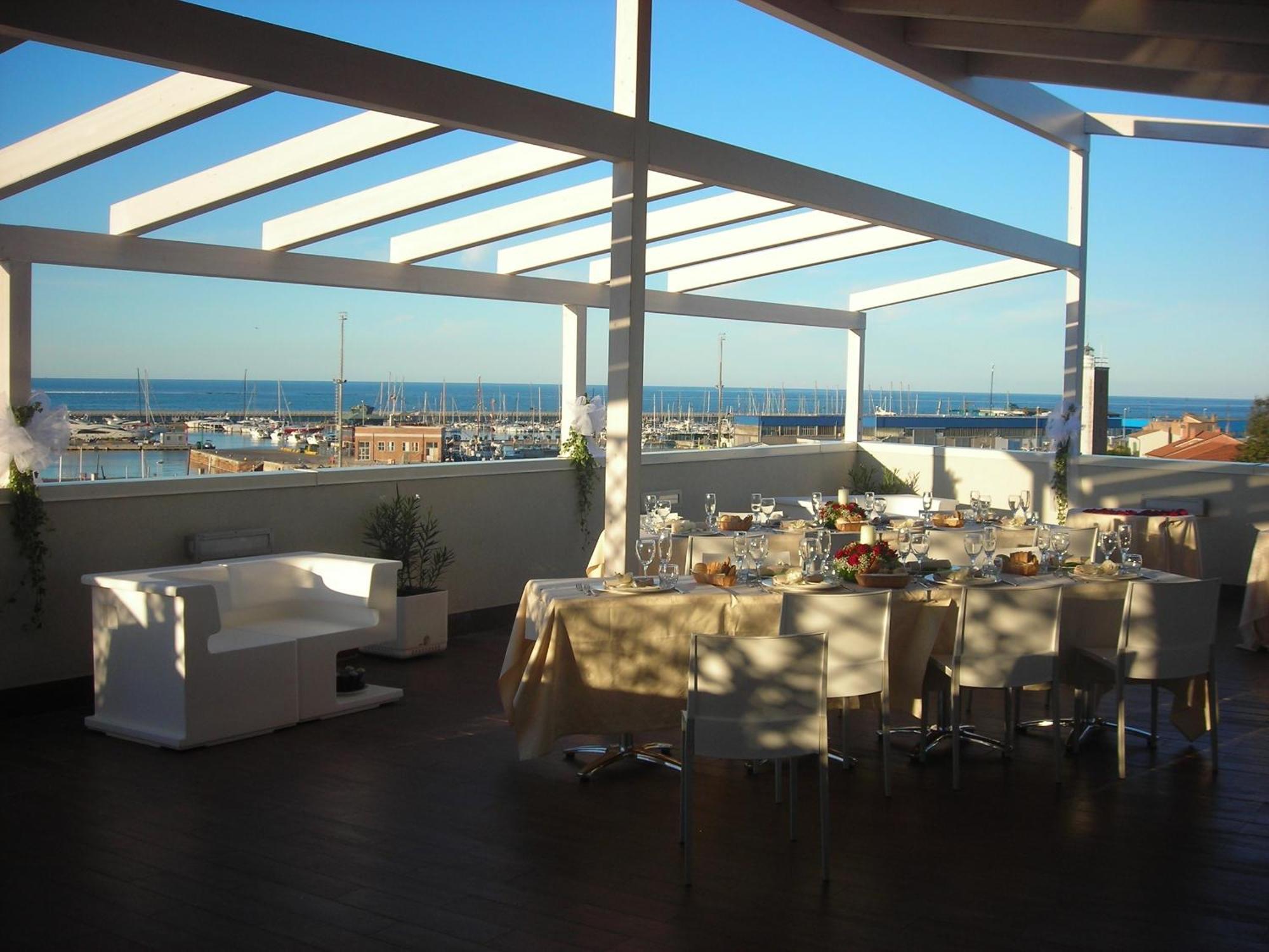 Hotel Astoria à Pesaro Extérieur photo