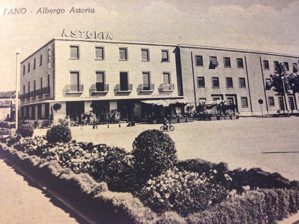 Hotel Astoria à Pesaro Extérieur photo